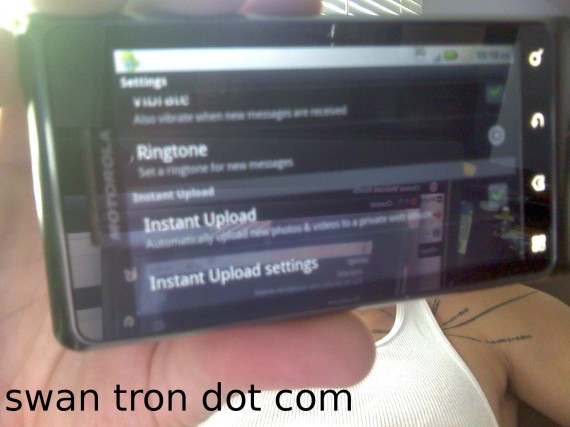 google plus instant upload